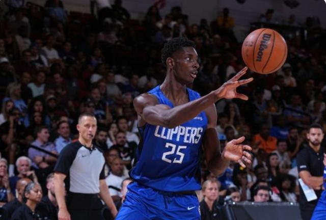 开云体育app-快艇三少夏联积极证明自己 迪亚巴特正在脱颖而出